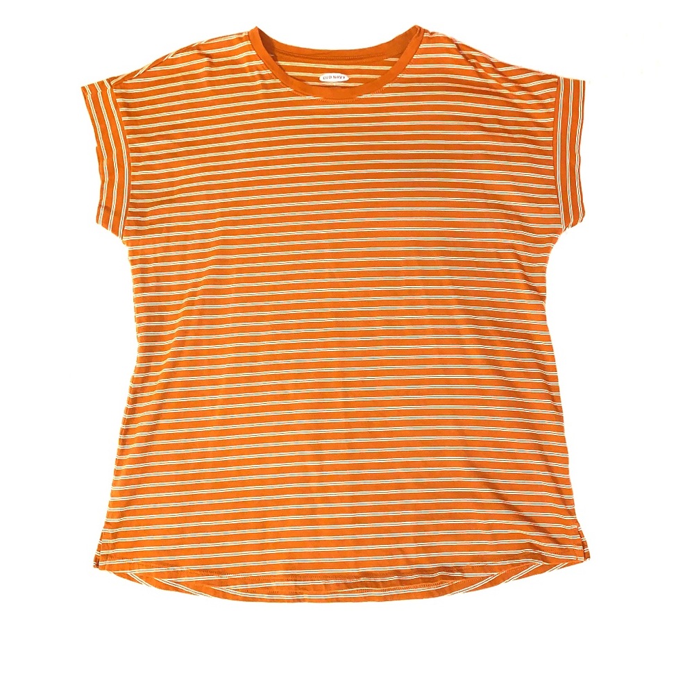 Short sleeve white and orange striped tee.